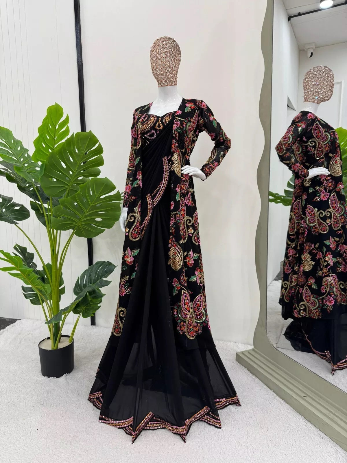 Lightweight Floral Print Georgette Saree – Casual and Stylish Sari & Blouse