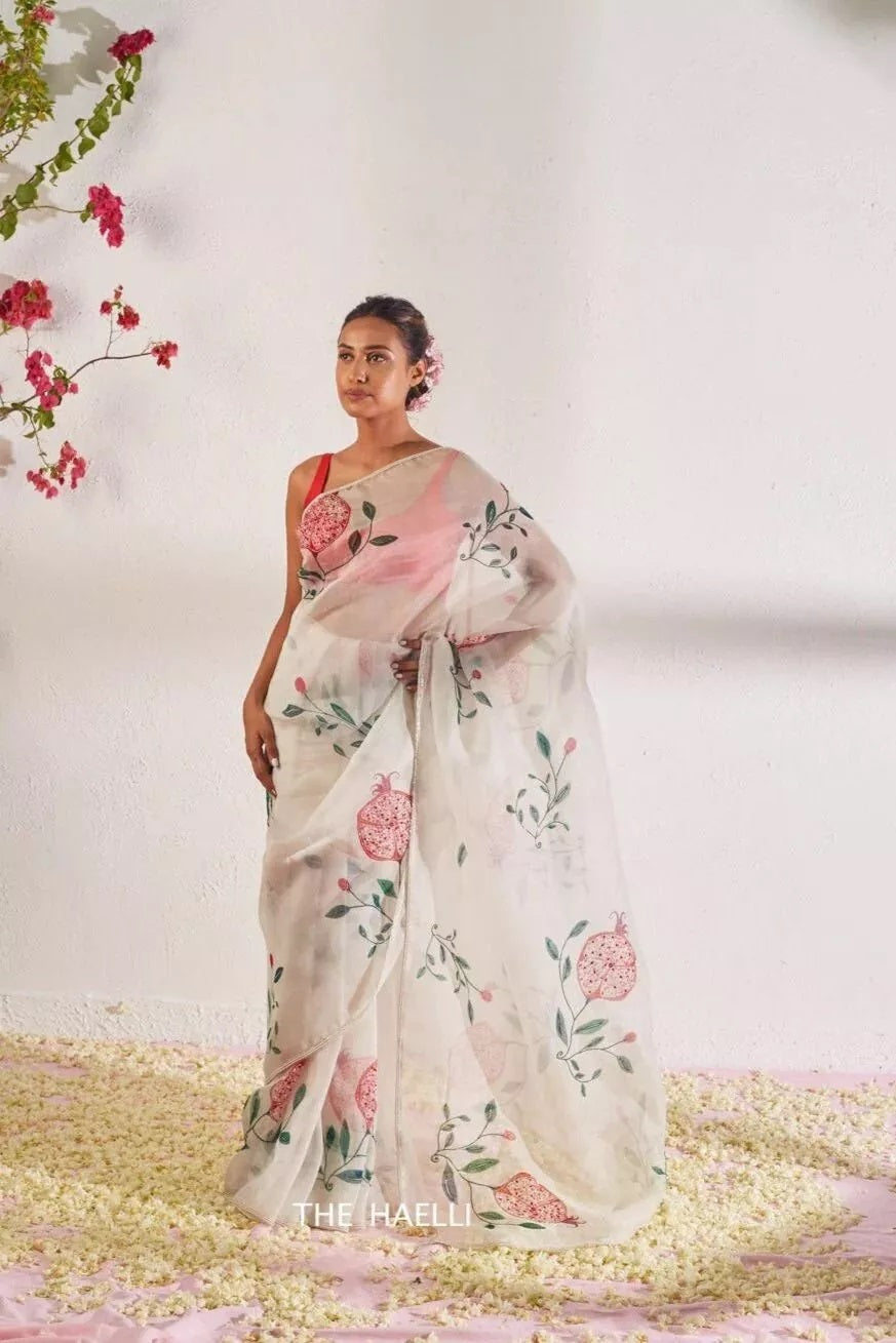 Heavy Soft Tabby Organza Saree – Elegant, Luxurious & Delicate