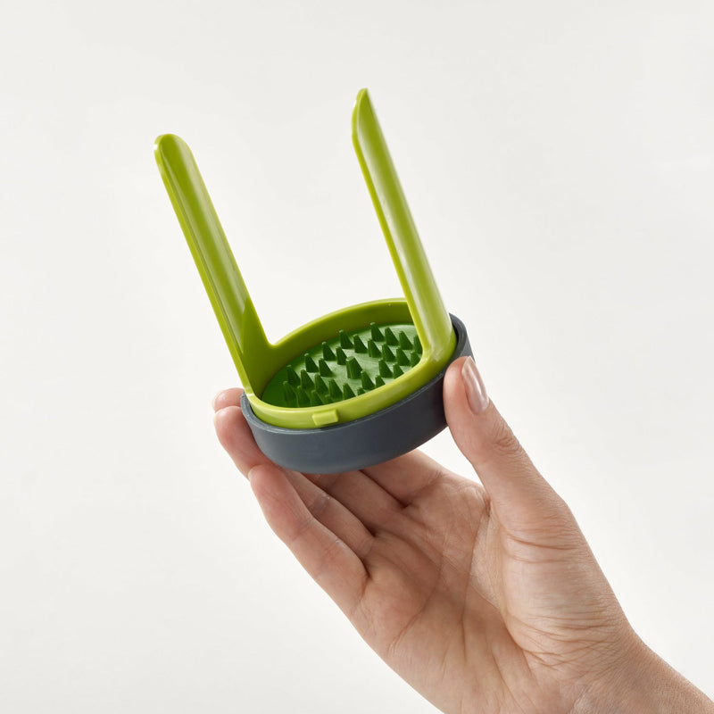 Hand-Held Green Spiro Spiralizer