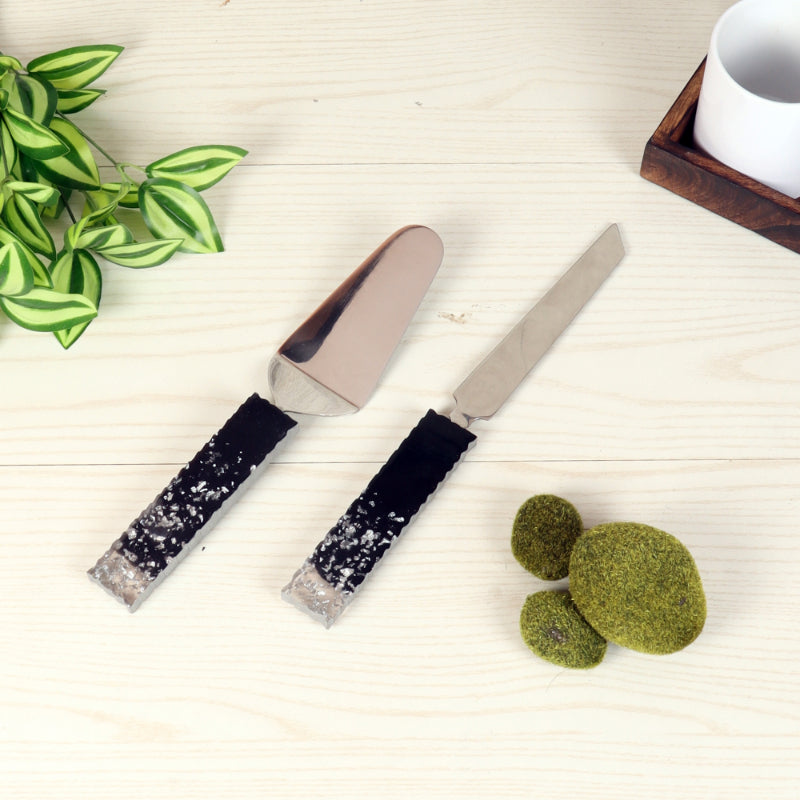 Black & Silver Cake Knife & Servers | Set of 2