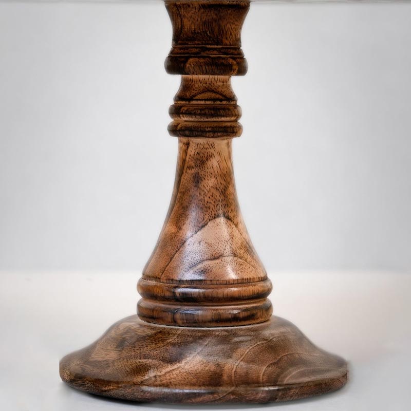 Detchable cake stand with candle holder