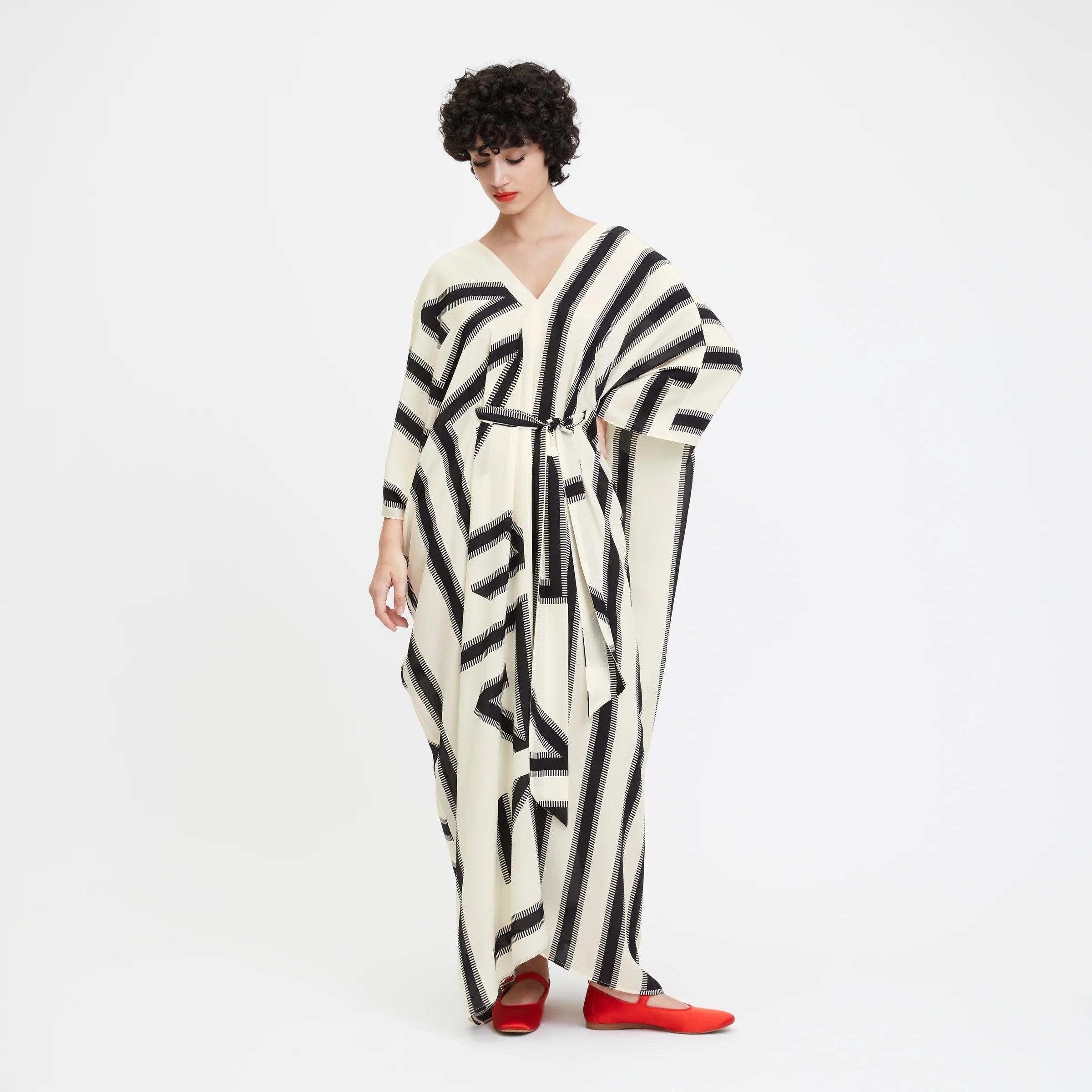 Black & White Digital Printed For Women's Long Kaftan With Belt