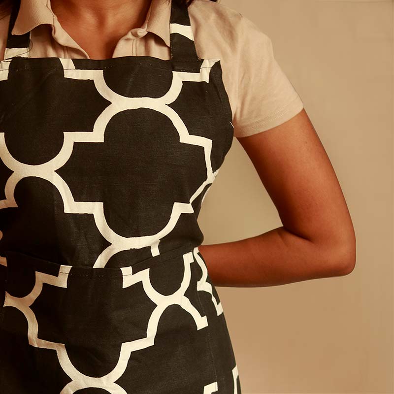Abstract Black & White Kitchen Apron, Glove & Potholder Set