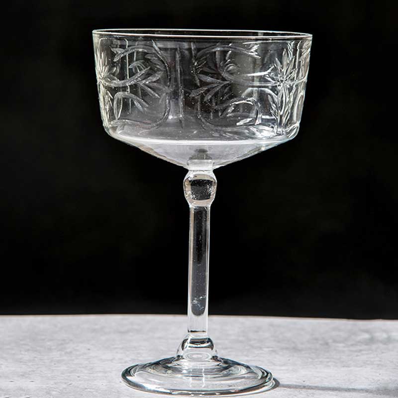 Elegant Aylin Glasses & Gourmet Trail Mix Gift Set – Handcrafted in India